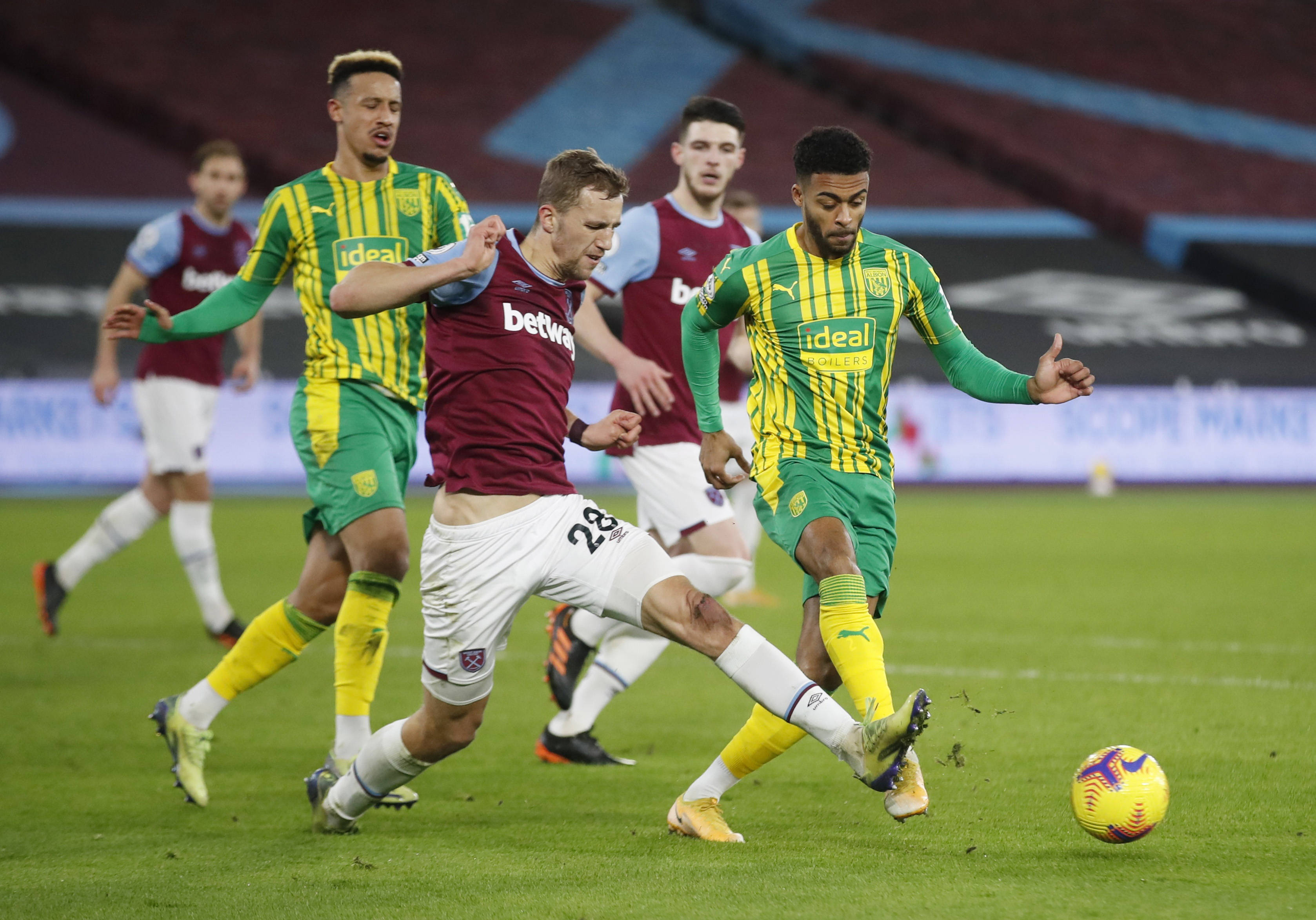 官方：切尔西前锋吉乌租借加盟桑德兰，为期一个赛季.